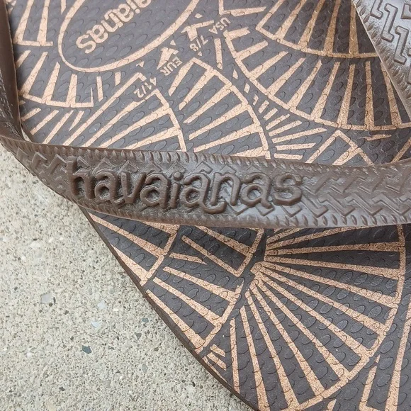 HAVAIANAS FLIP FLOPS BROWN &COPPER WOMENS SIZE 8.5 NWOT - Picture 6 of 10